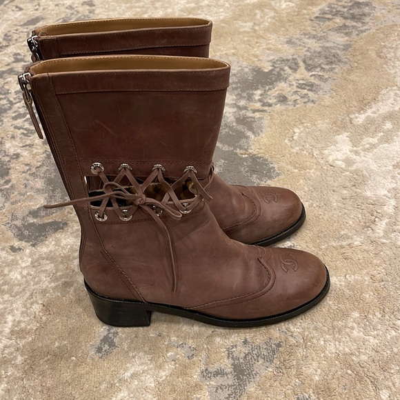 Chanel Boots Leather Size 37 - Picture 3 of 15